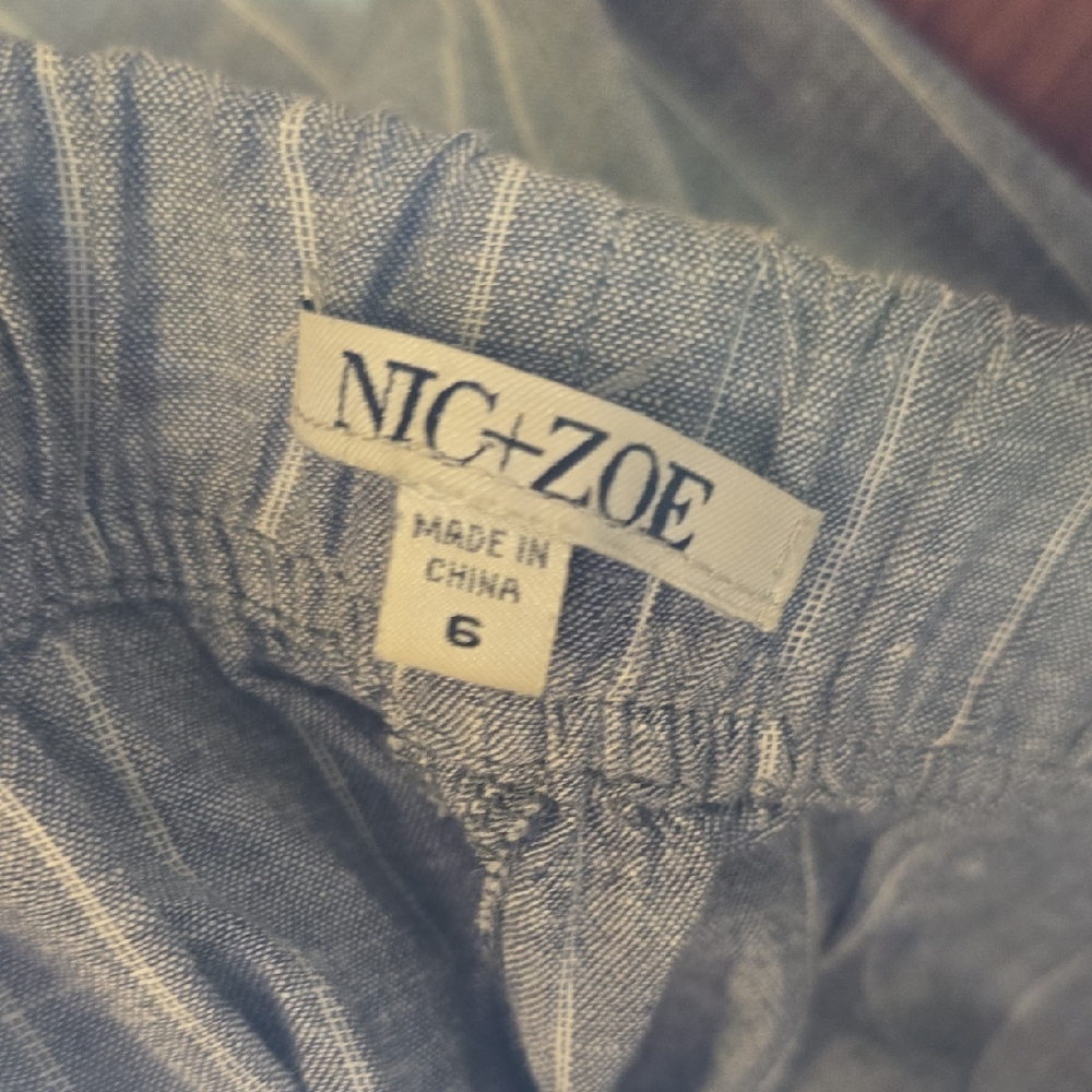 NIC+ZOE Gray Striped Blouse